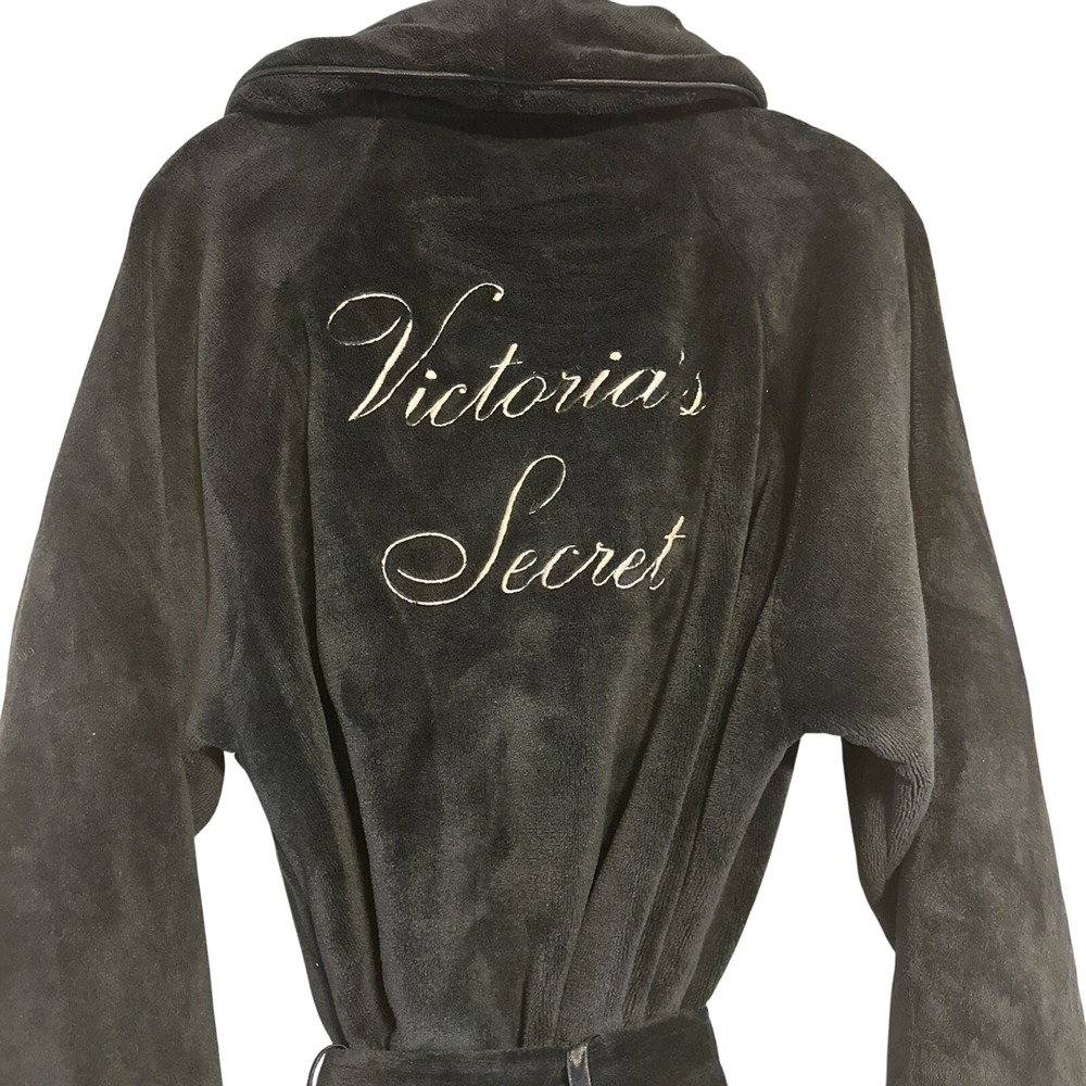 Victoria's Secret Soft Short Comfy Cozy Plush Robe Black Logo‎ Belted M/L